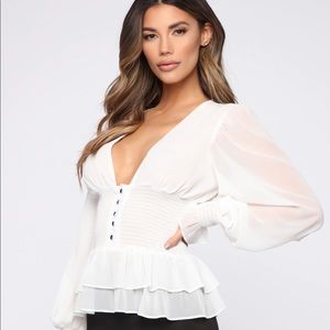 SOLD White fashion nova blouse